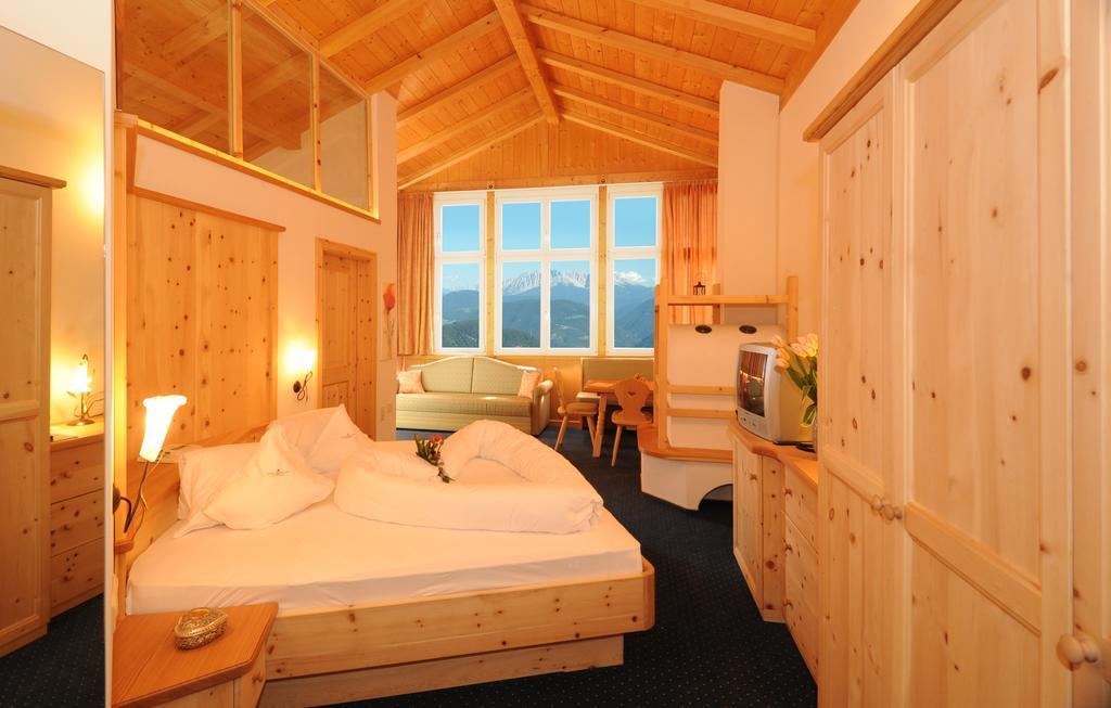 Hotel Koenig Laurin San Genesio Atesino Ngoại thất bức ảnh